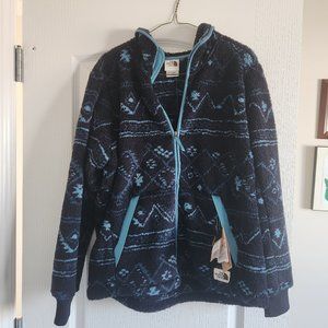 North face fleece sweater